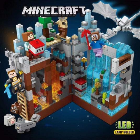 Minecraft - Snowy plains Minecraft Snowy Plains Theme Building Blocks - 798 Pieces